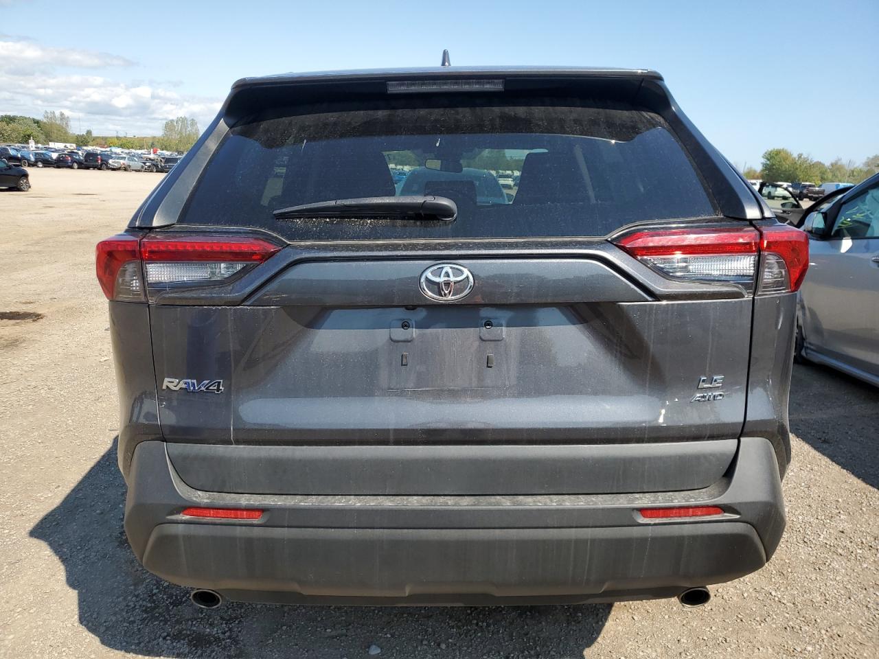 TOYOTA RAV4 LE