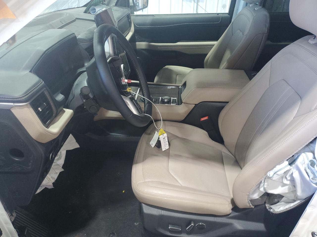 FORD EXPEDITION LIMITED