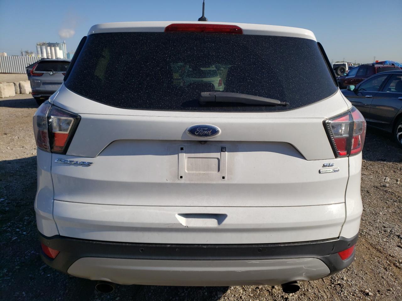 FORD ESCAPE SE