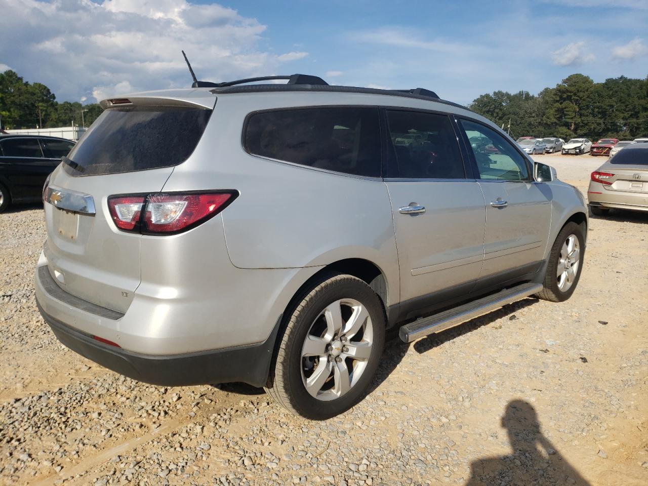 CHEVROLET TRAVERSE LT