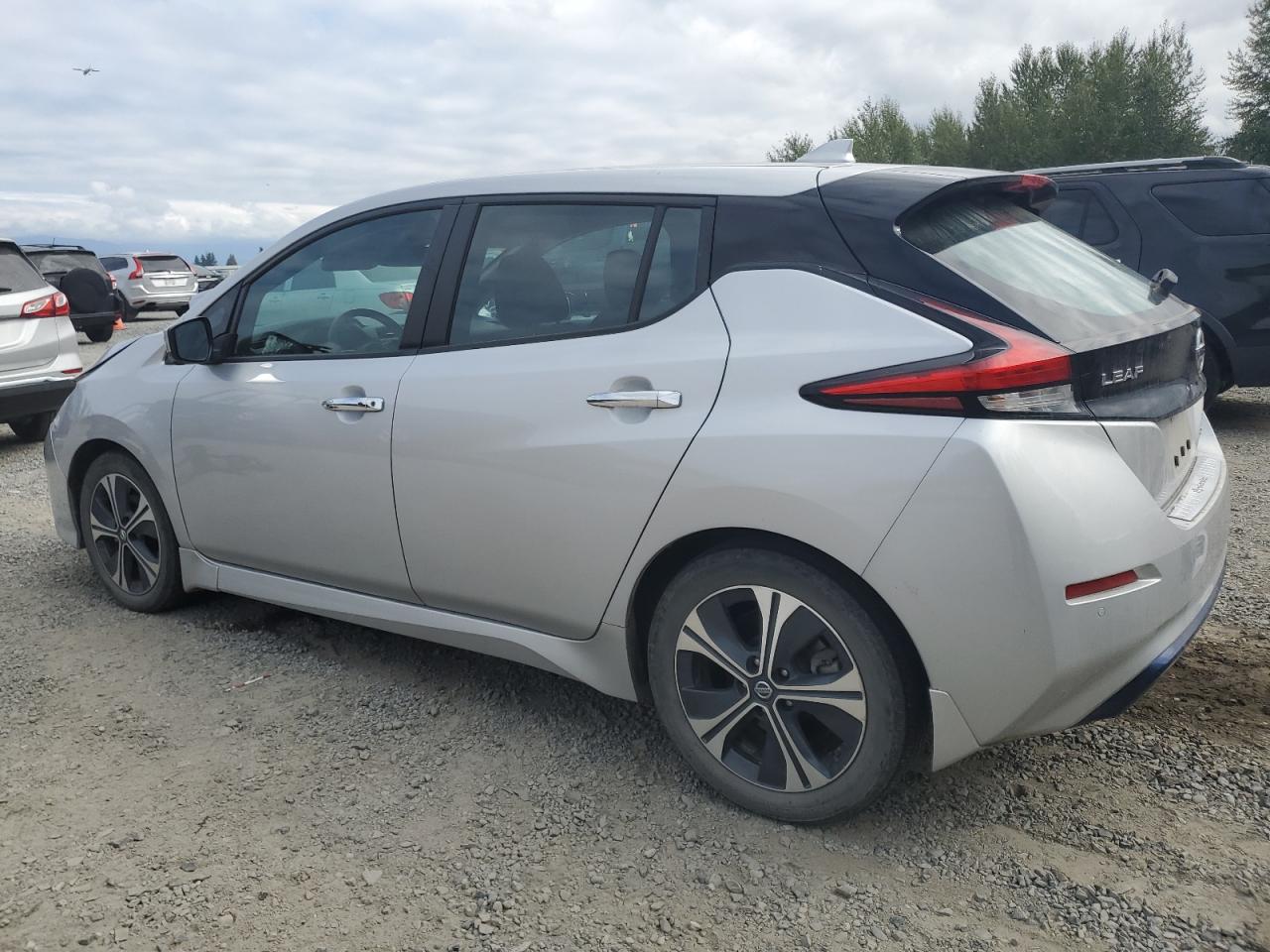 NISSAN LEAF SV