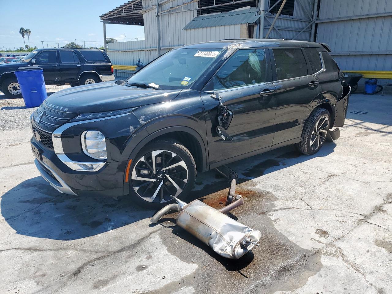 MITSUBISHI OUTLANDER SE