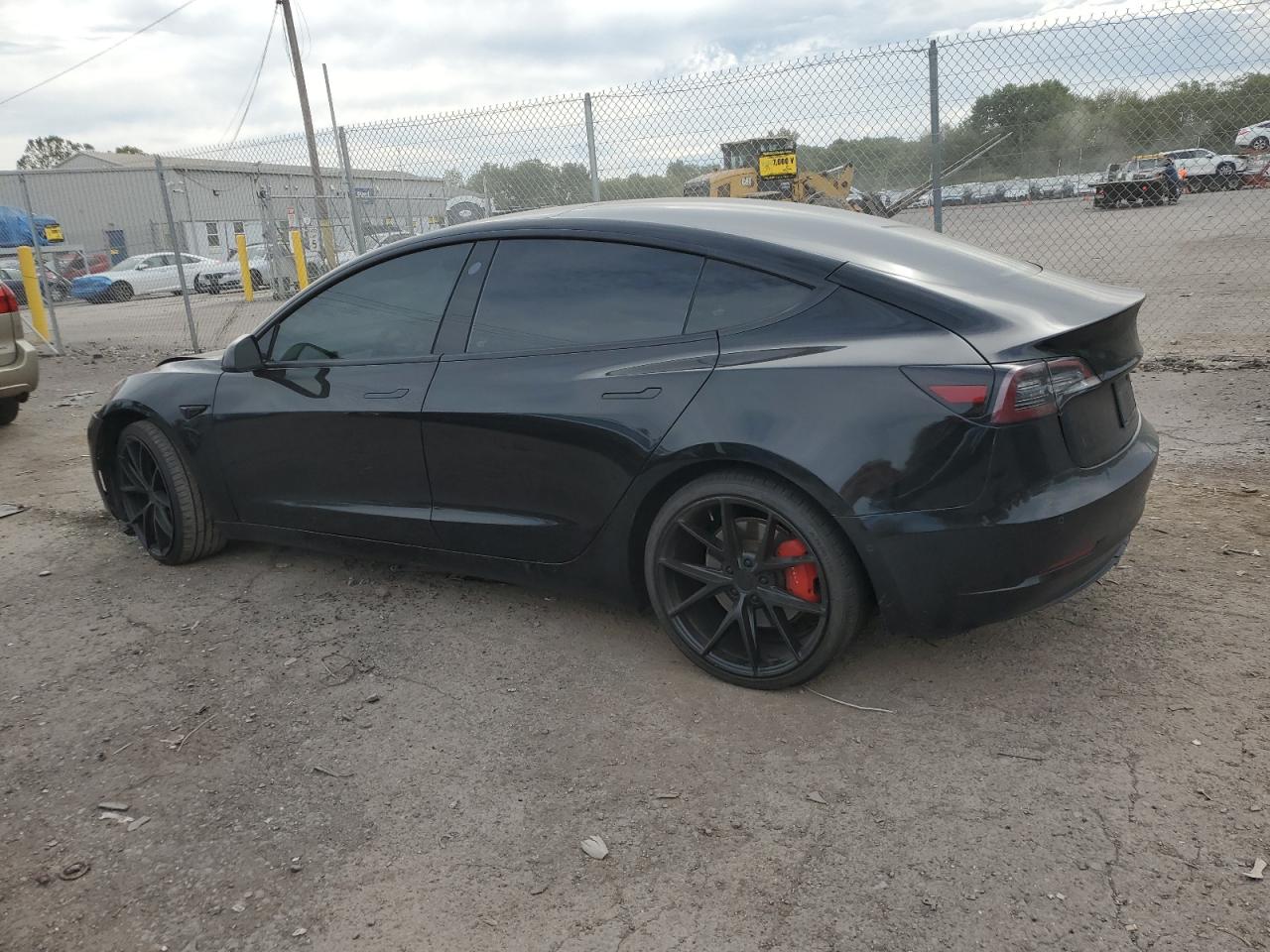 TESLA MODEL 3
