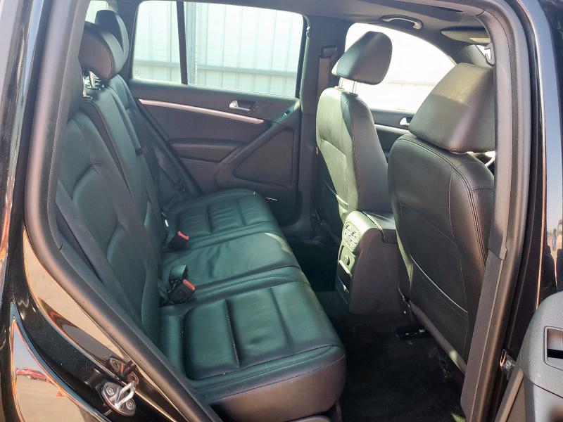 2015 VOLKSWAGEN TIGUAN S WVGAV7AX7FW601594