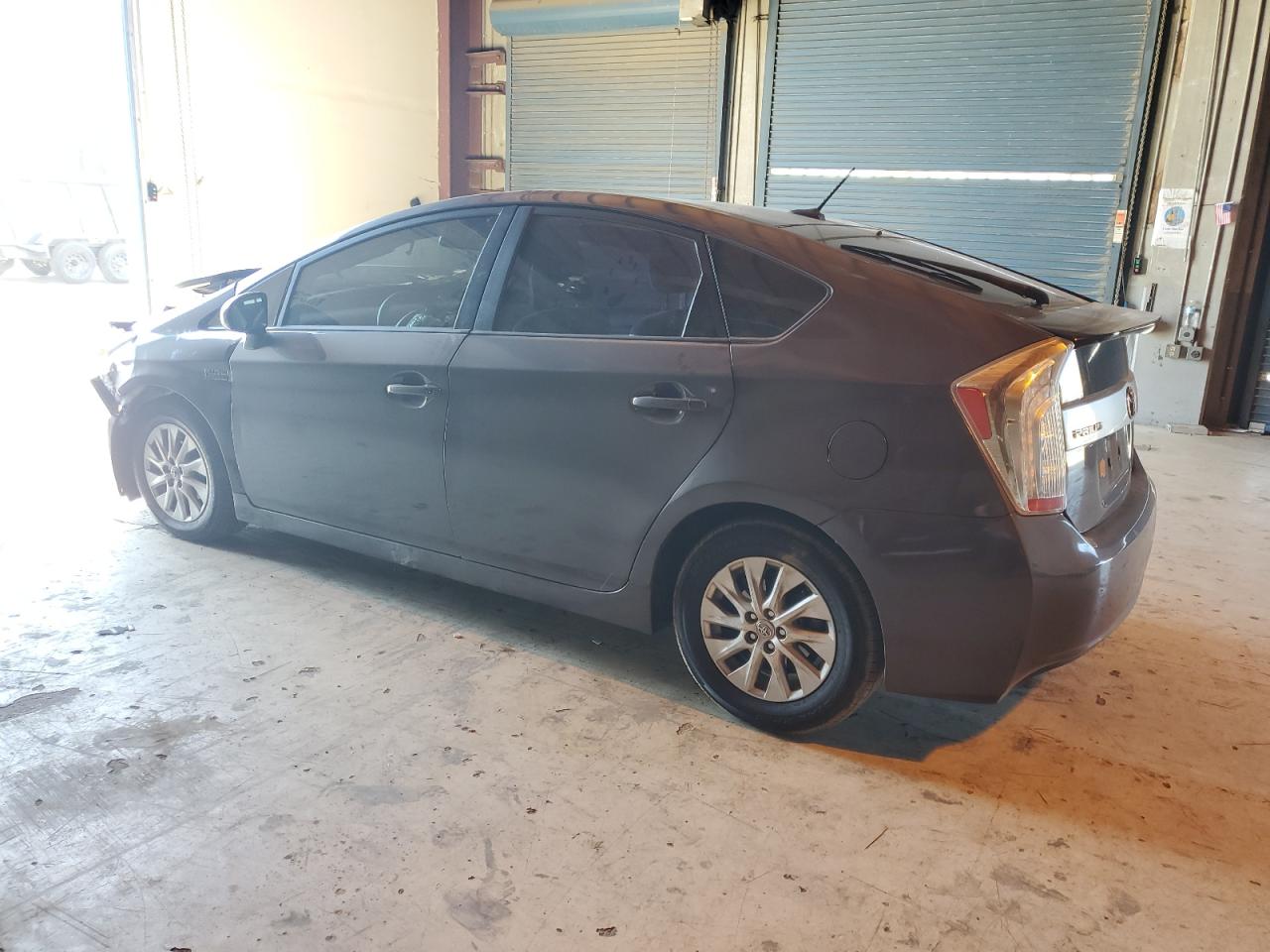 TOYOTA PRIUS PLUG-IN