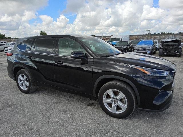 2022 TOYOTA HIGHLANDER 5TDZZRAH7NS551844