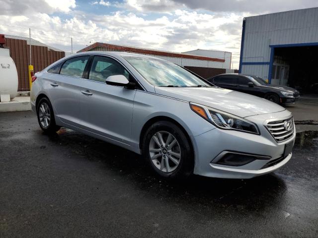 2016 HYUNDAI SONATA SE 5NPE24AF2GH371443