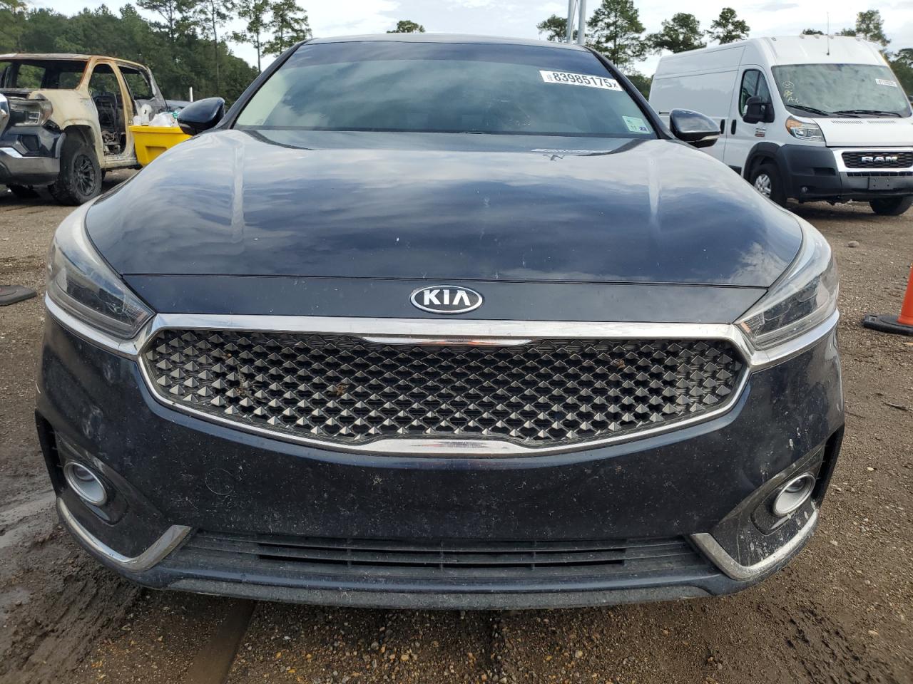 KIA CADENZA PREMIUM