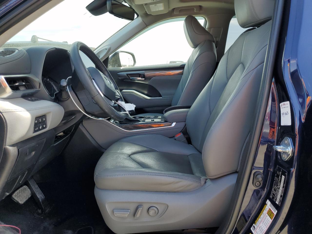 TOYOTA HIGHLANDER HYBRID LIMITED