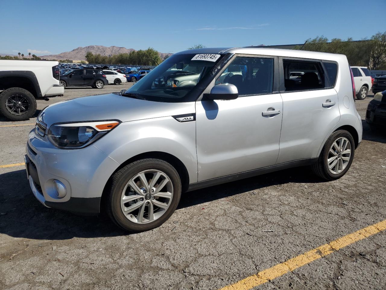 KIA SOUL +