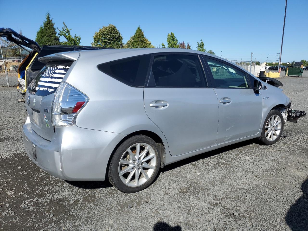 TOYOTA PRIUS V