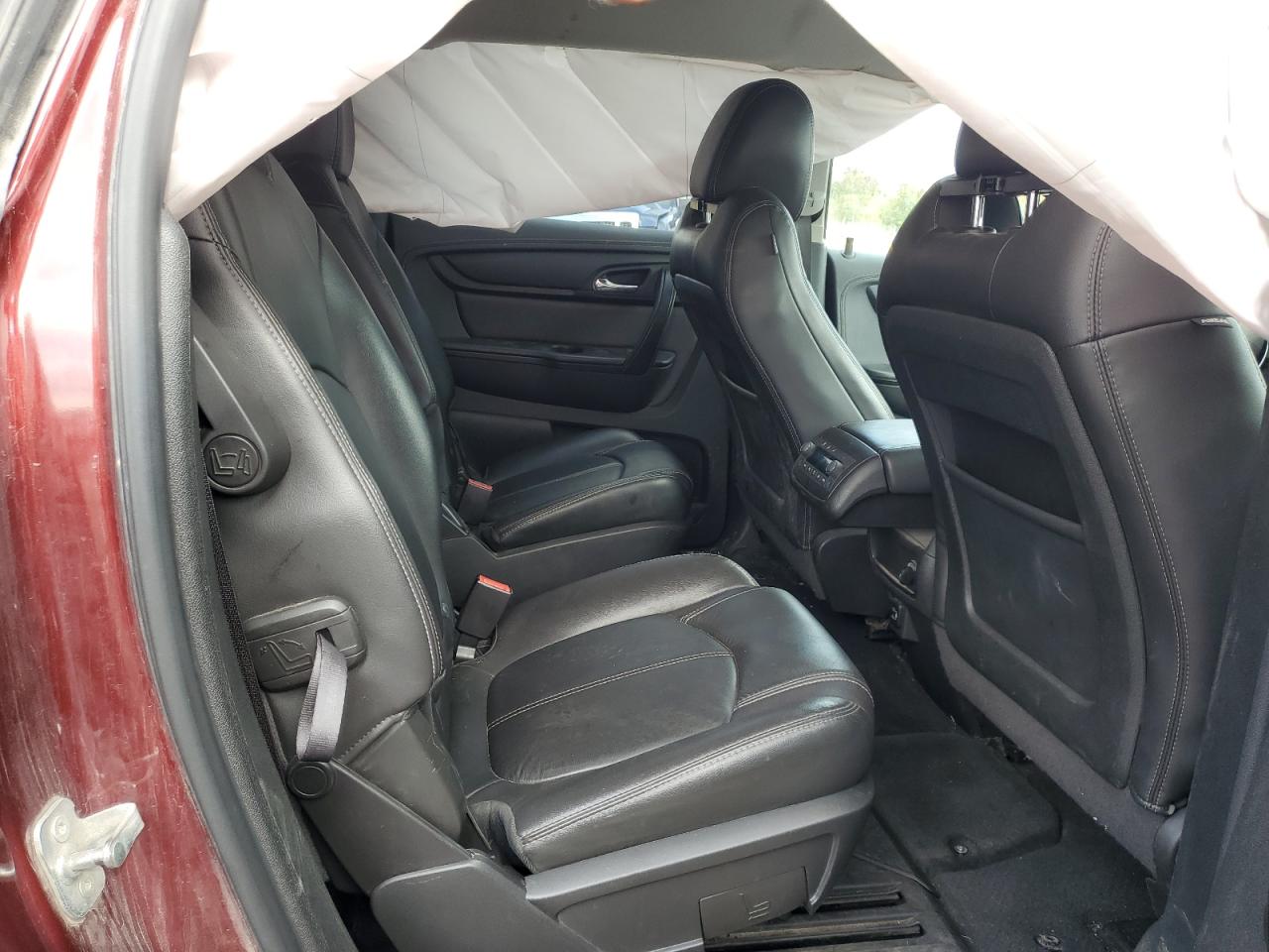 CHEVROLET TRAVERSE LT