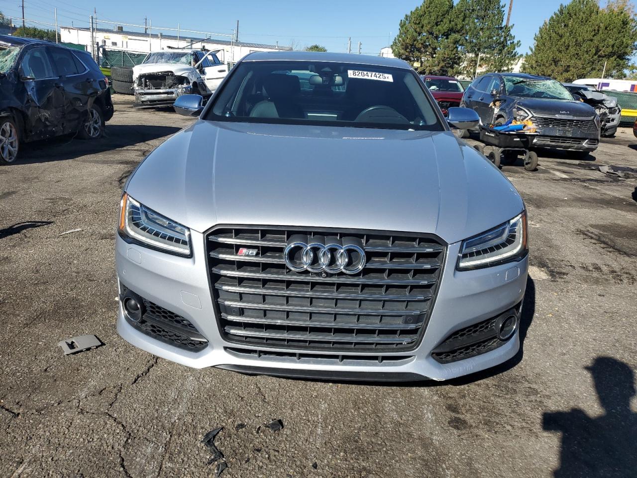 AUDI S8 QUATTRO