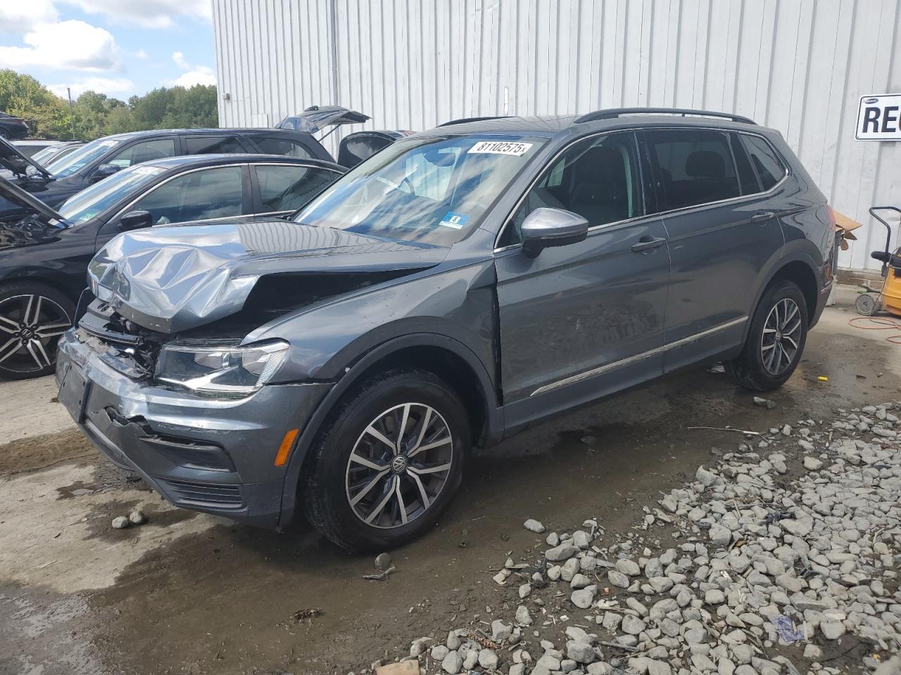 VOLKSWAGEN TIGUAN SE