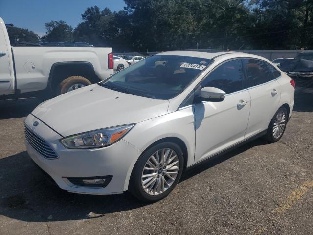 FORD FOCUS TITANIUM