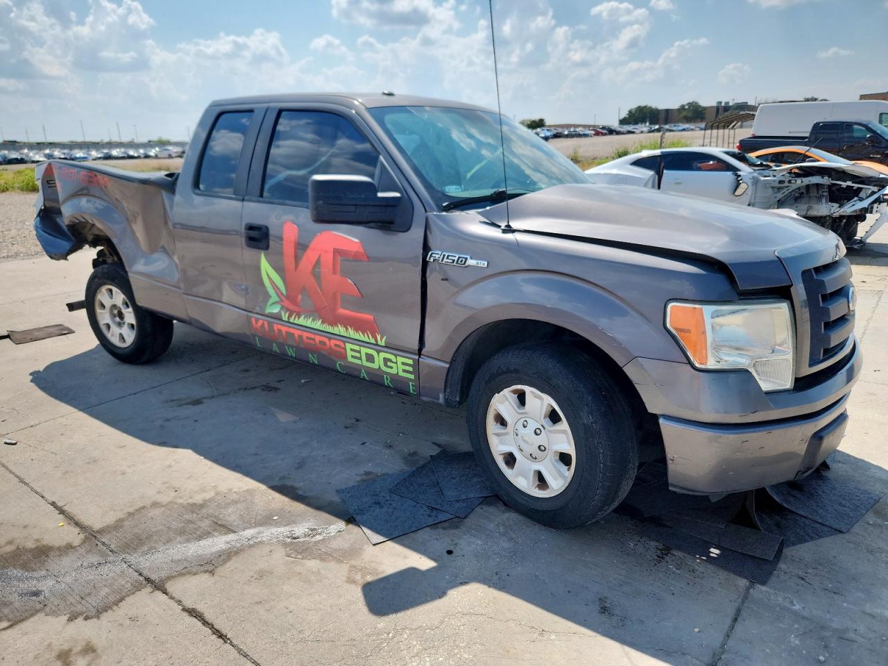 FORD F-150 SUPER CAB