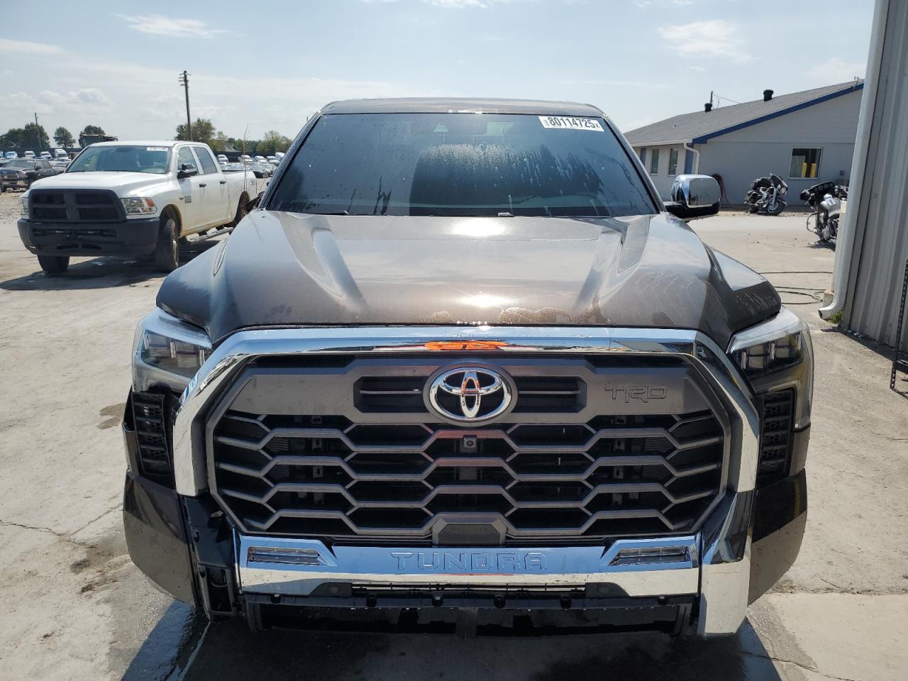 TOYOTA TUNDRA CREWMAX PLATINUM