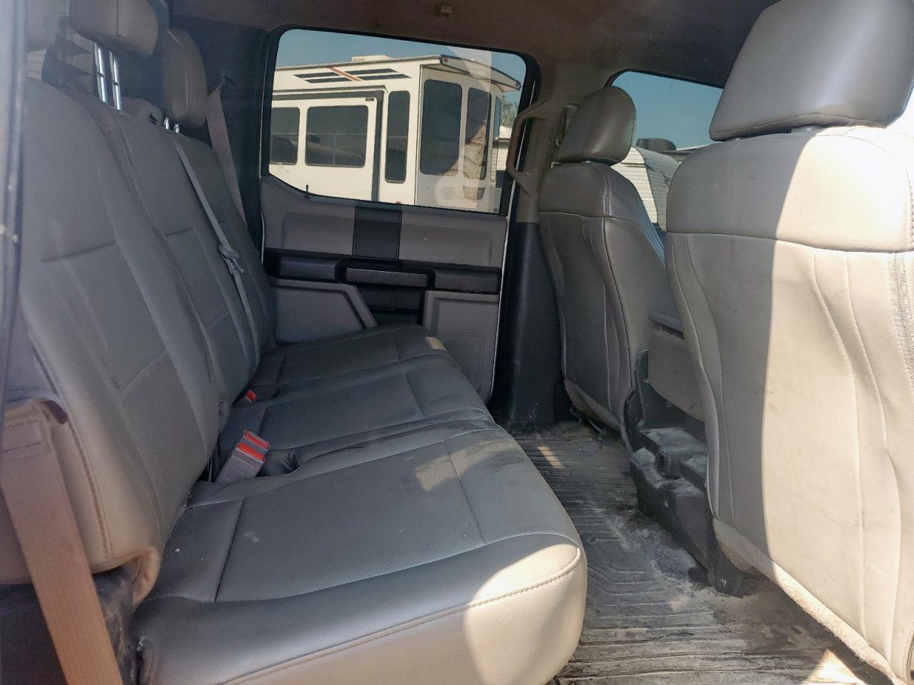 FORD F-450 SUPER DUTY