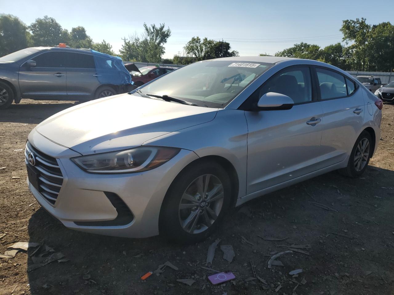HYUNDAI ELANTRA SE