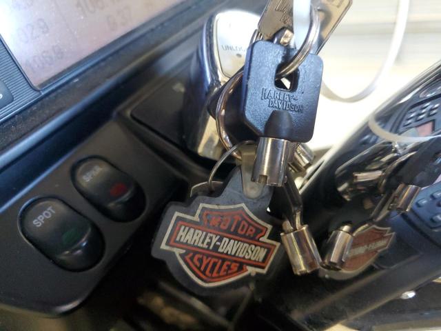 2008 HARLEY-DAVIDSON FLHTCUI 1HD1FC4198Y618033