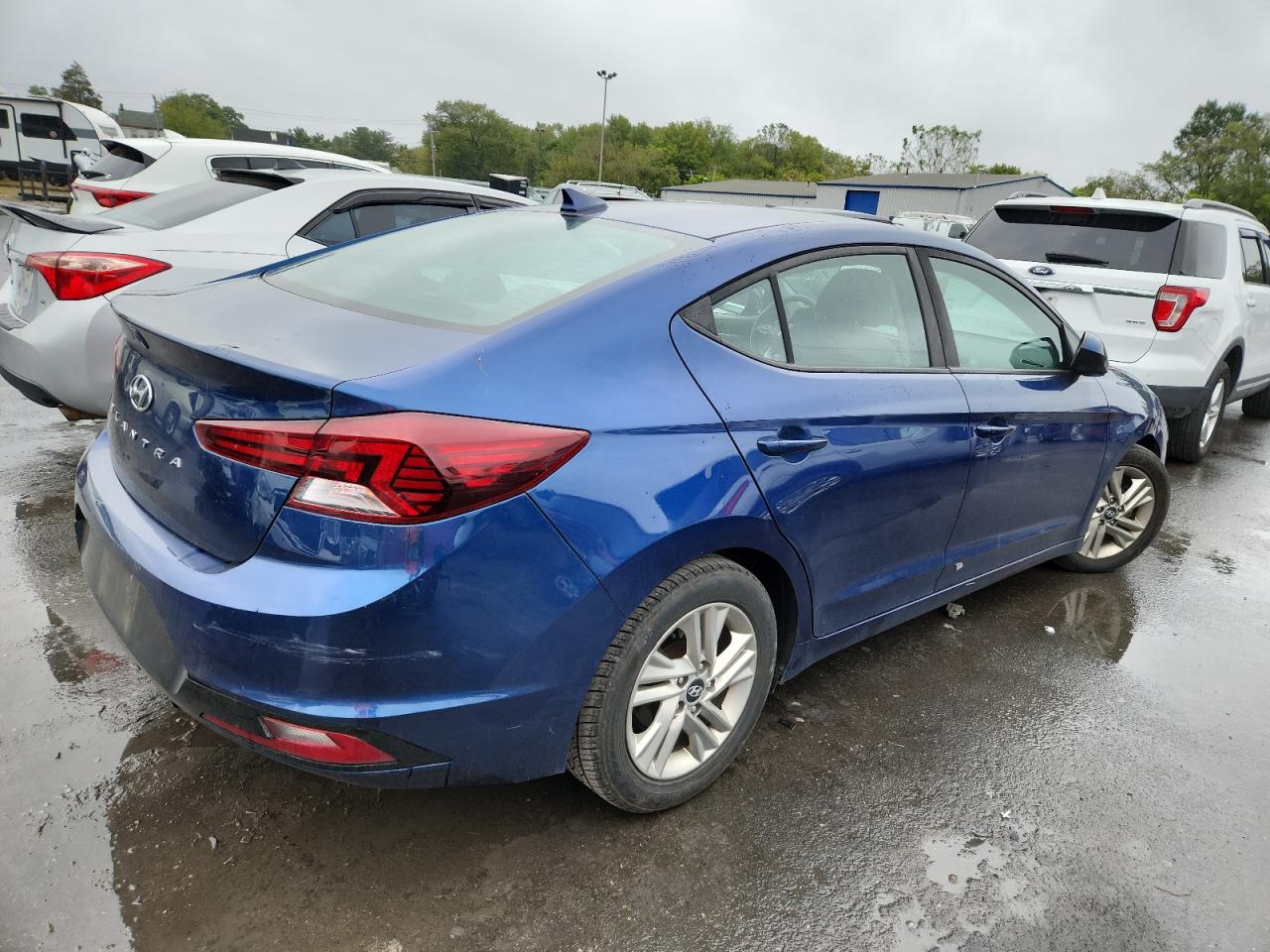 HYUNDAI ELANTRA SEL
