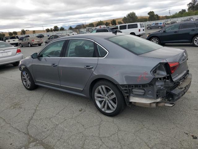 2018 VOLKSWAGEN PASSAT SEL 1VWCA7A39JC009398