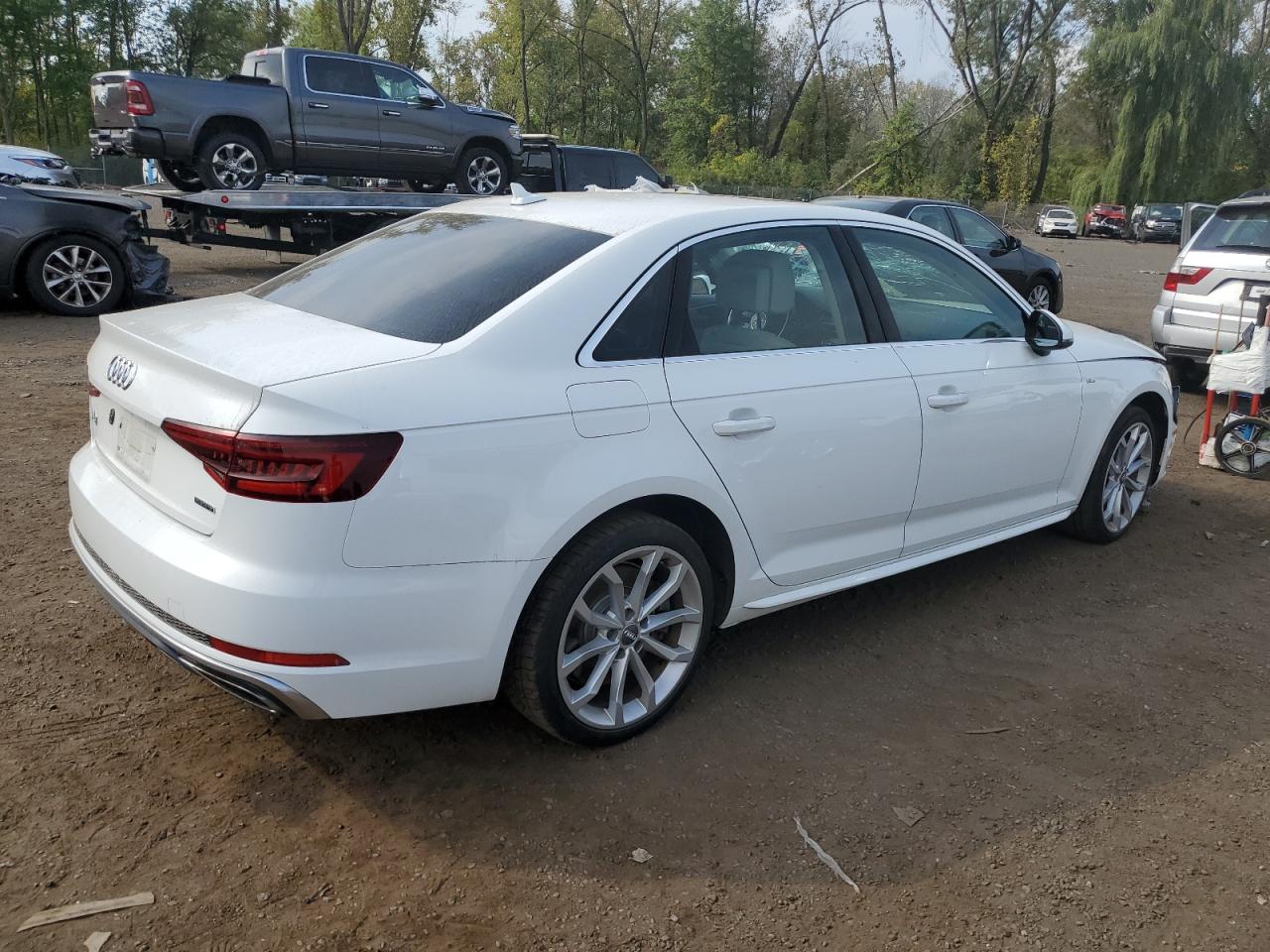 AUDI A4 PREMIUM