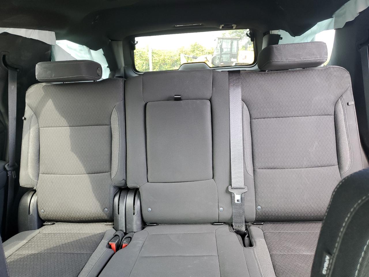 CHEVROLET TAHOE K1500 LS