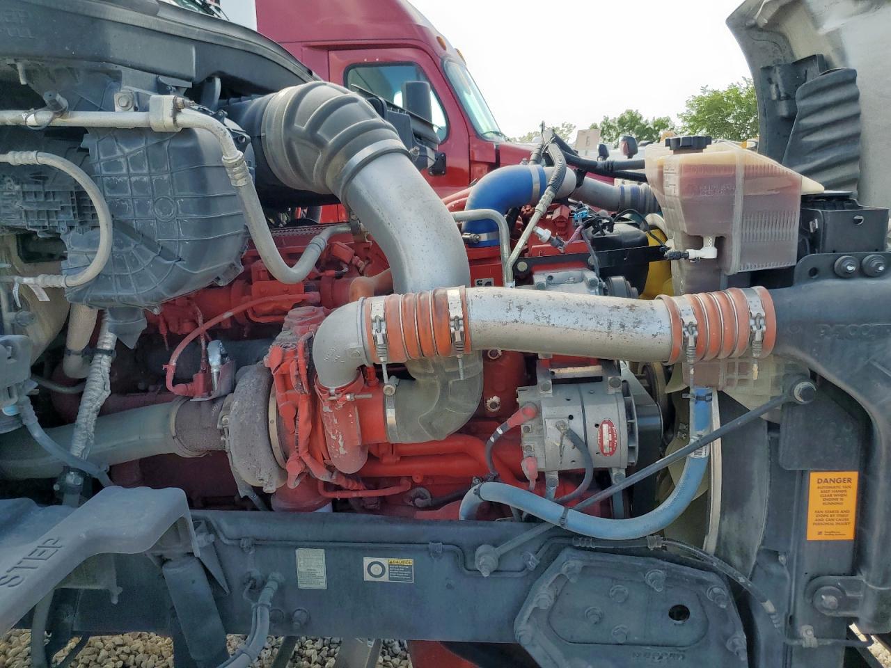 Lot #3312308775 2017 PETERBILT TRACTOR 579