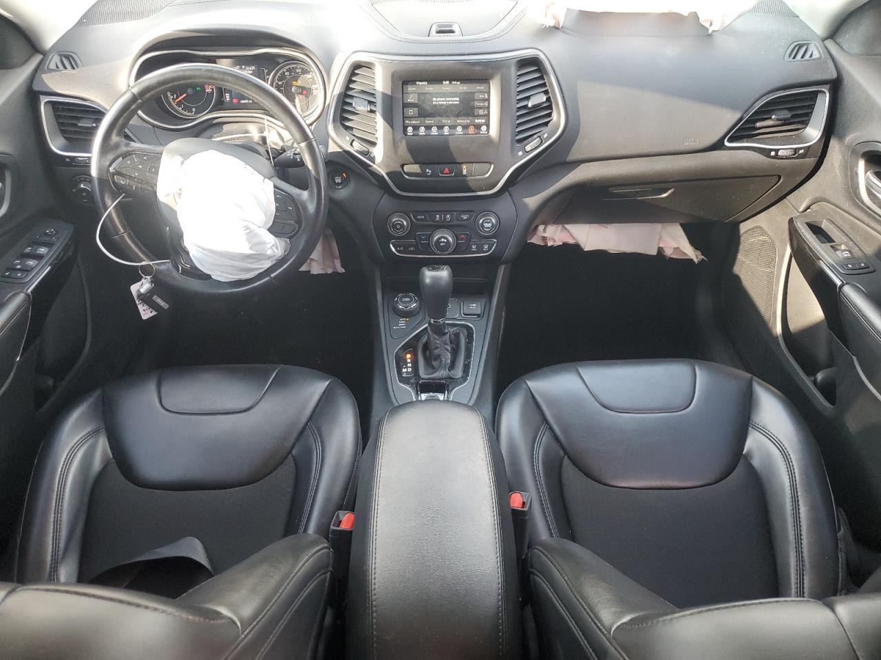 JEEP GRAND CHEROKEE LATITUDE PLUS