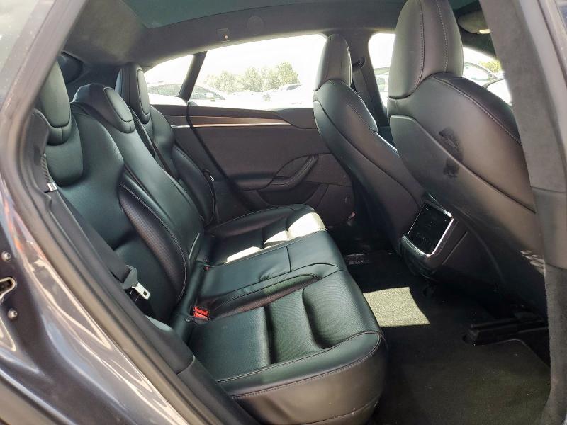 2021 TESL MODEL S - 5YJSA1E68MF453055