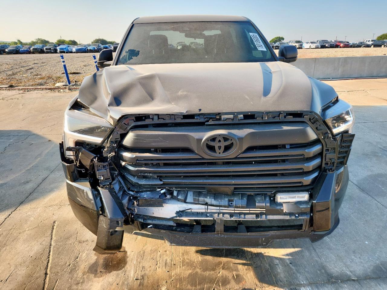 TOYOTA TUNDRA CREWMAX SR