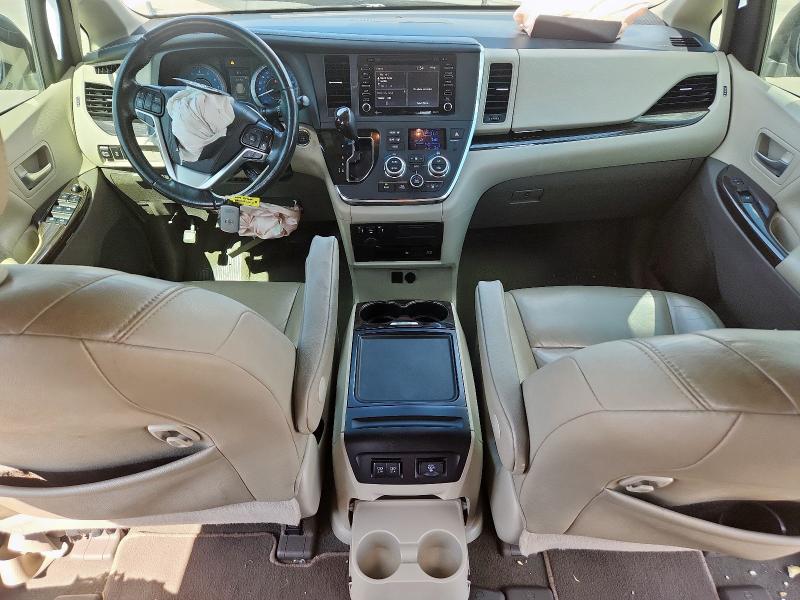 2019 TOYOTA SIENNA XLE - 5TDYZ3DC3KS986929