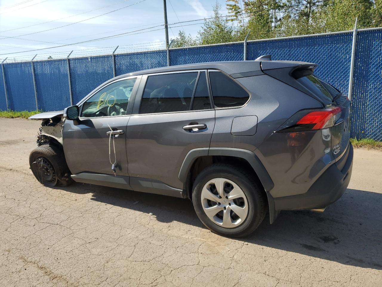 TOYOTA RAV4 LE