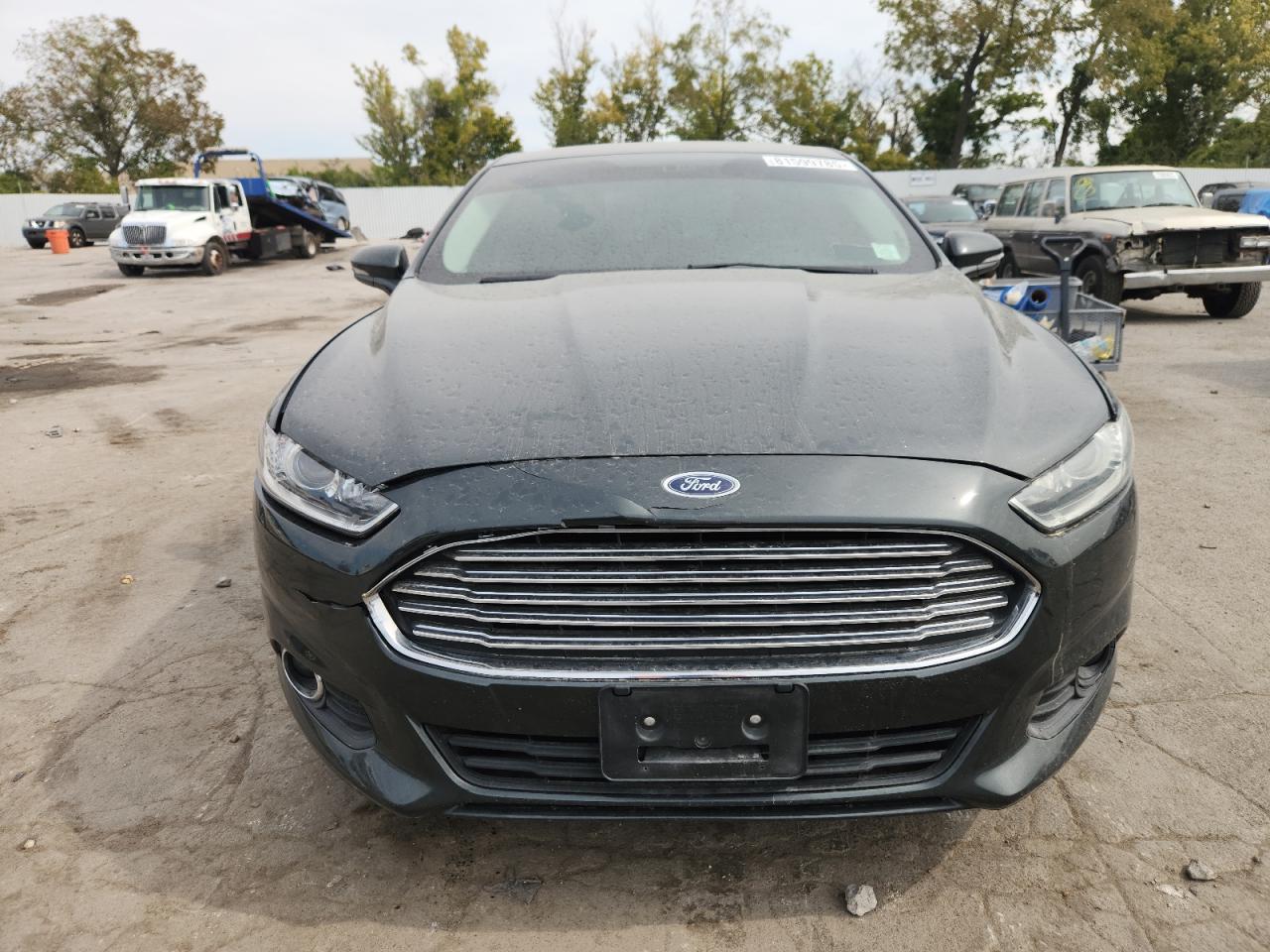 FORD FUSION SE