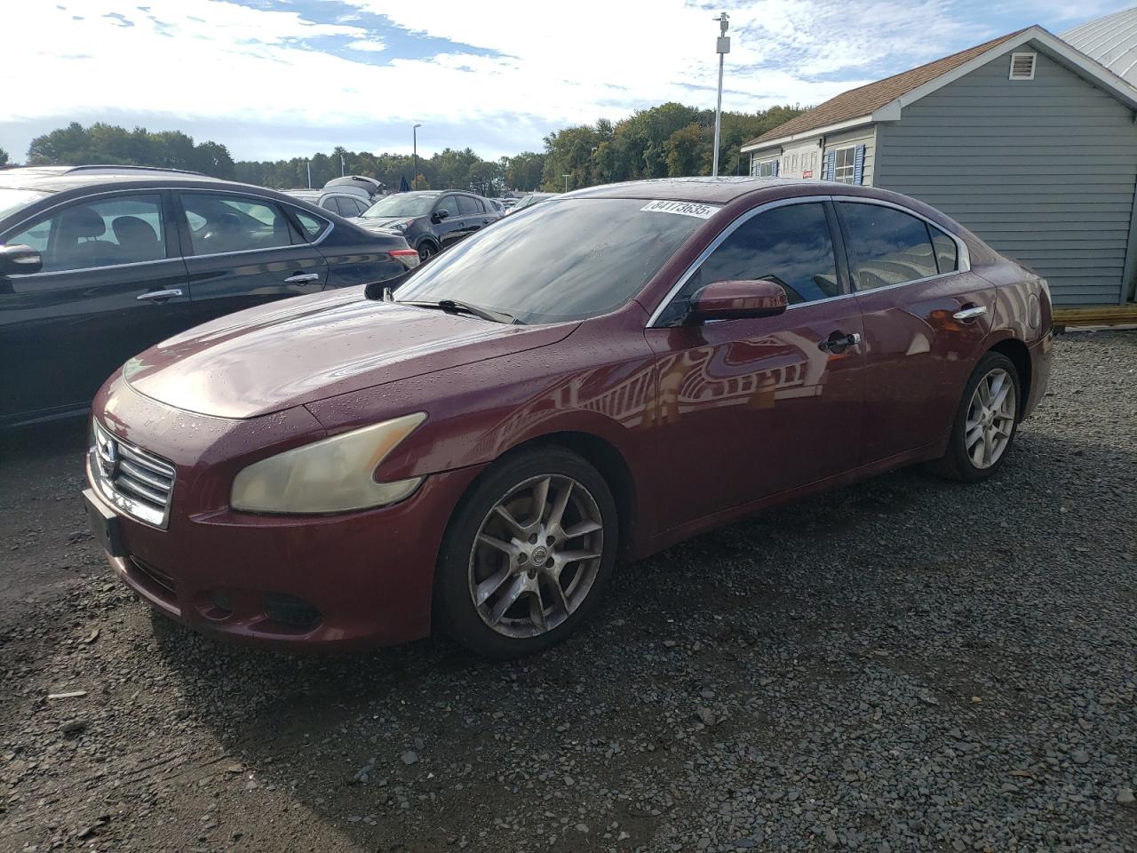 NISSAN MAXIMA S