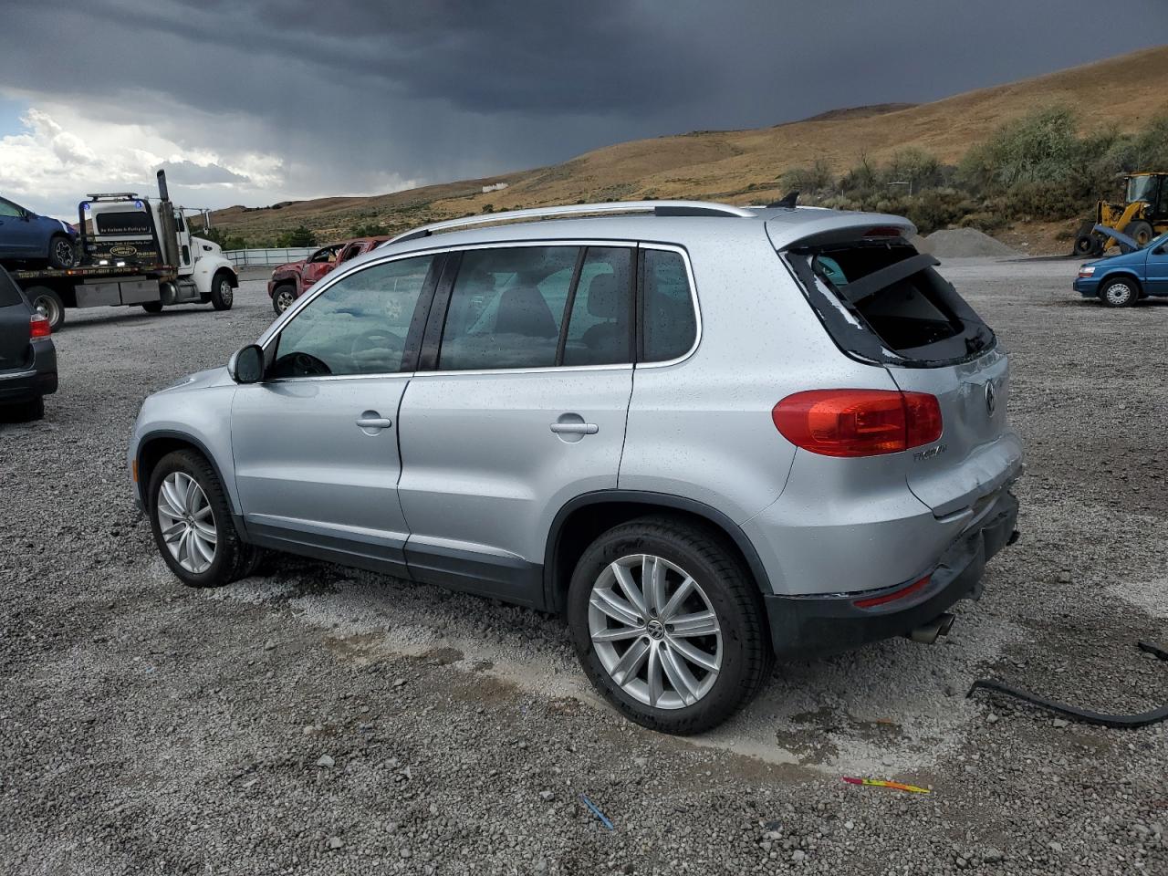 VOLKSWAGEN TIGUAN S
