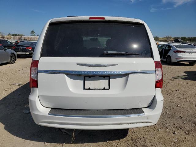 2015 CHRYSLER TOWN & COU 2C4RC1BG9FR699335