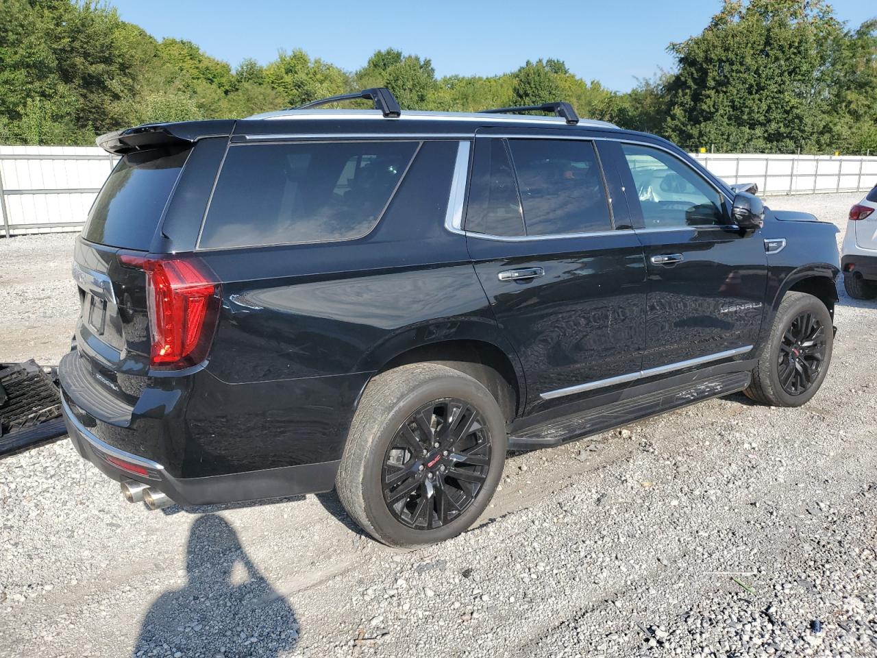 GMC YUKON DENALI