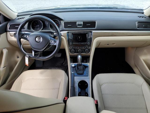 2018 VOLKSWAGEN PASSAT SE - 1VWBA7A30JC005851