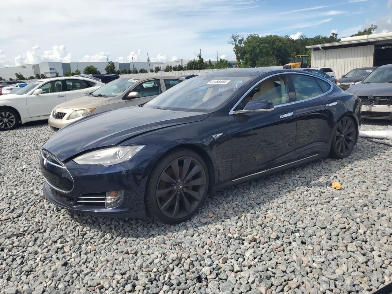 Lot #3279583286 2014 TESLA MODEL S