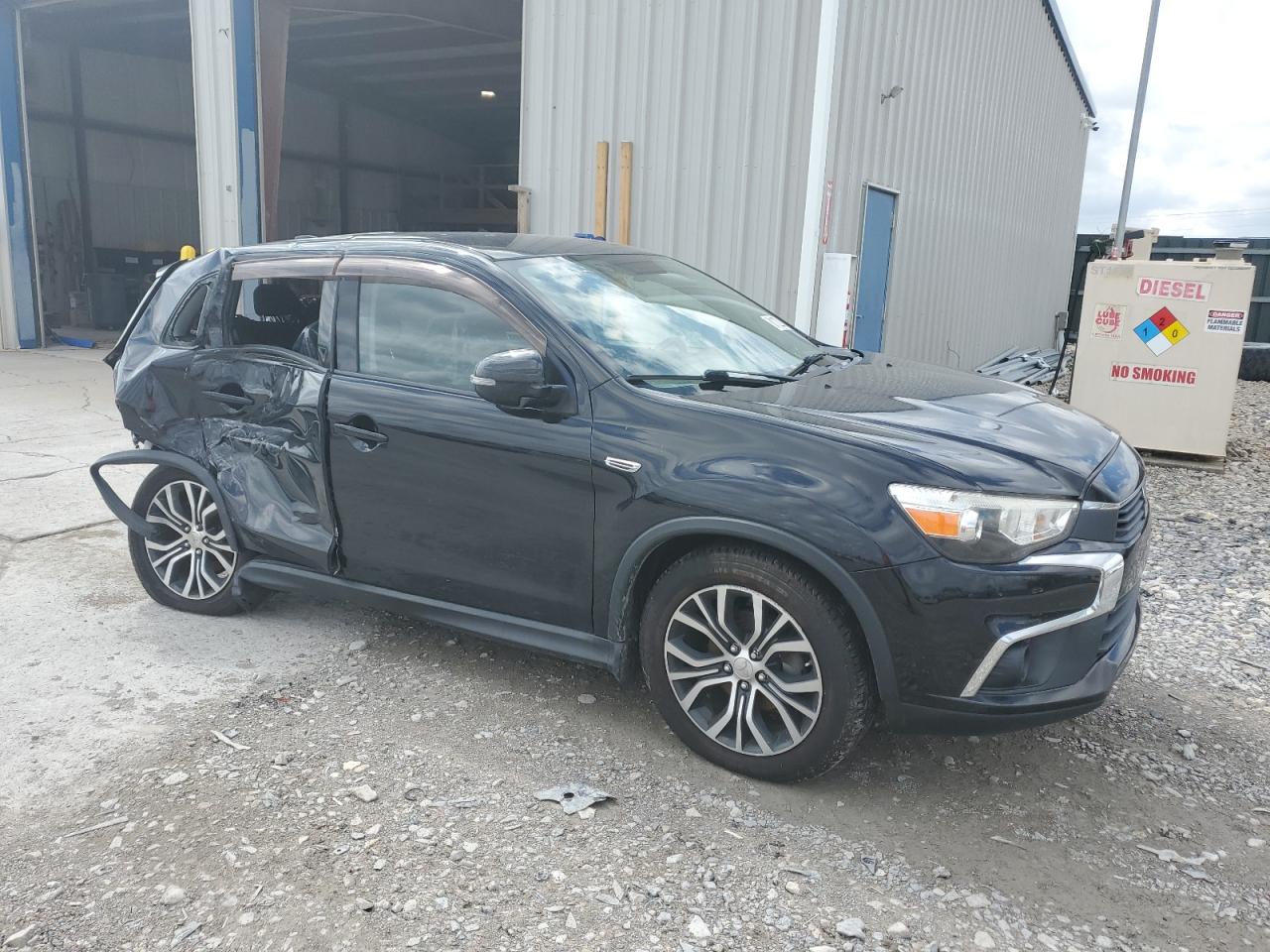 Lot #3315647771 2017 MITSUBISHI OUTLANDER