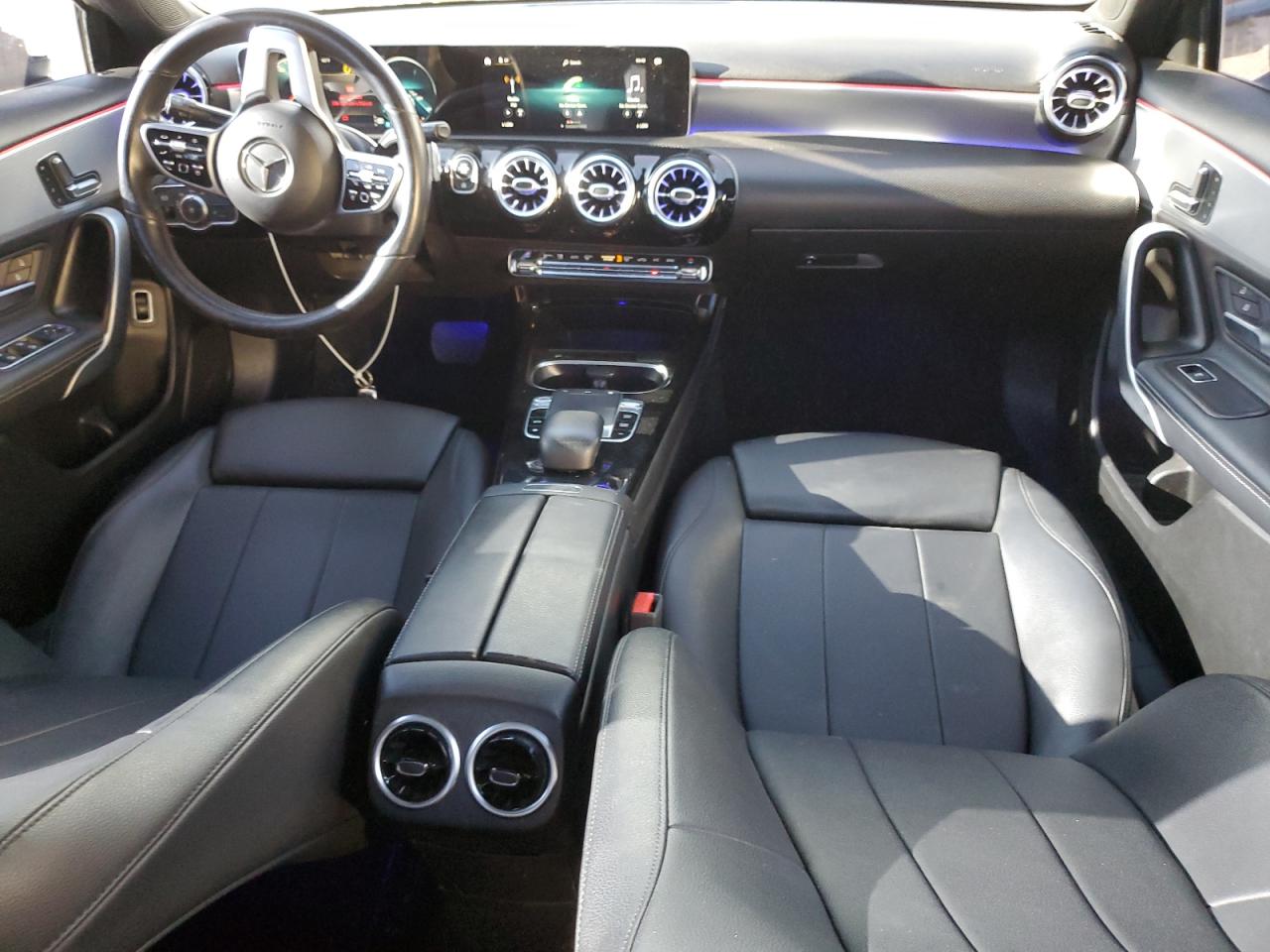 MERCEDES-BENZ A-CLASS 220