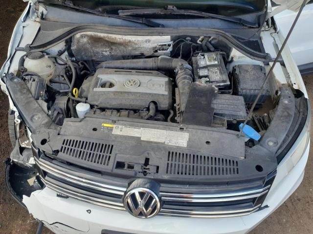 2017 VOLKSWAGEN TIGUAN S WVGBV7AX8HK043575