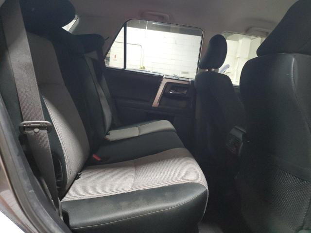 2020 TOYOTA 4RUNNER SR JTEBU5JR6L5787773