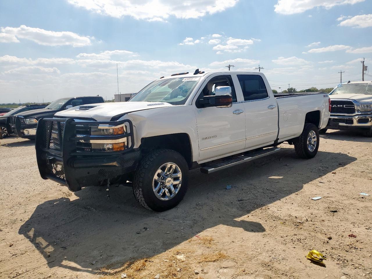CHEVROLET SILVERADO K3500 LTZ