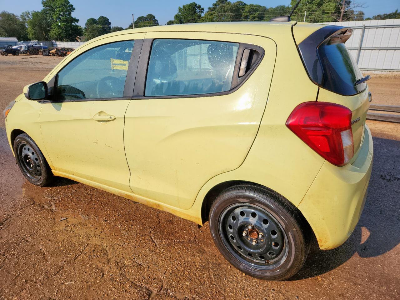 CHEVROLET SPARK 1LT