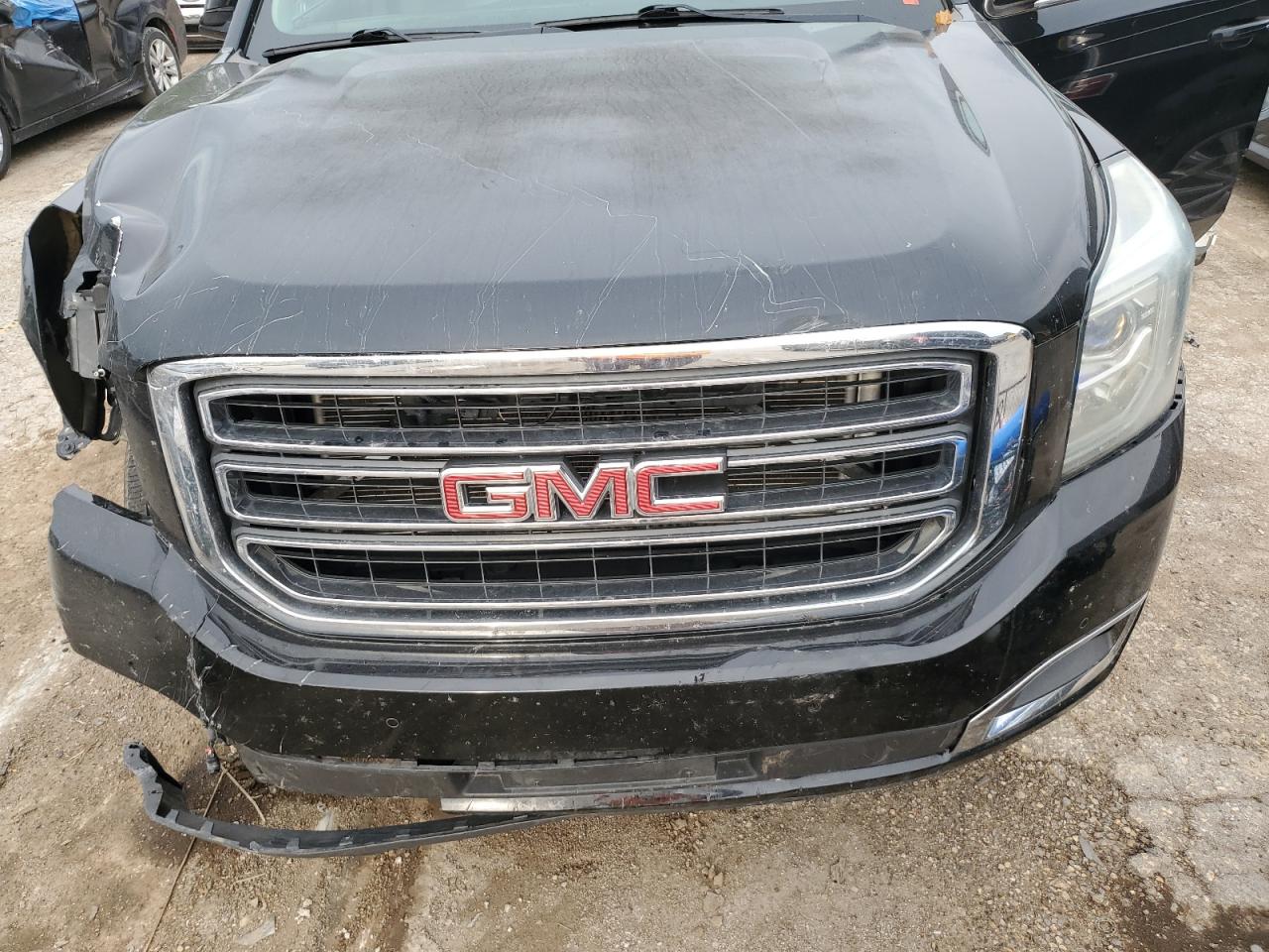 GMC YUKON SLT