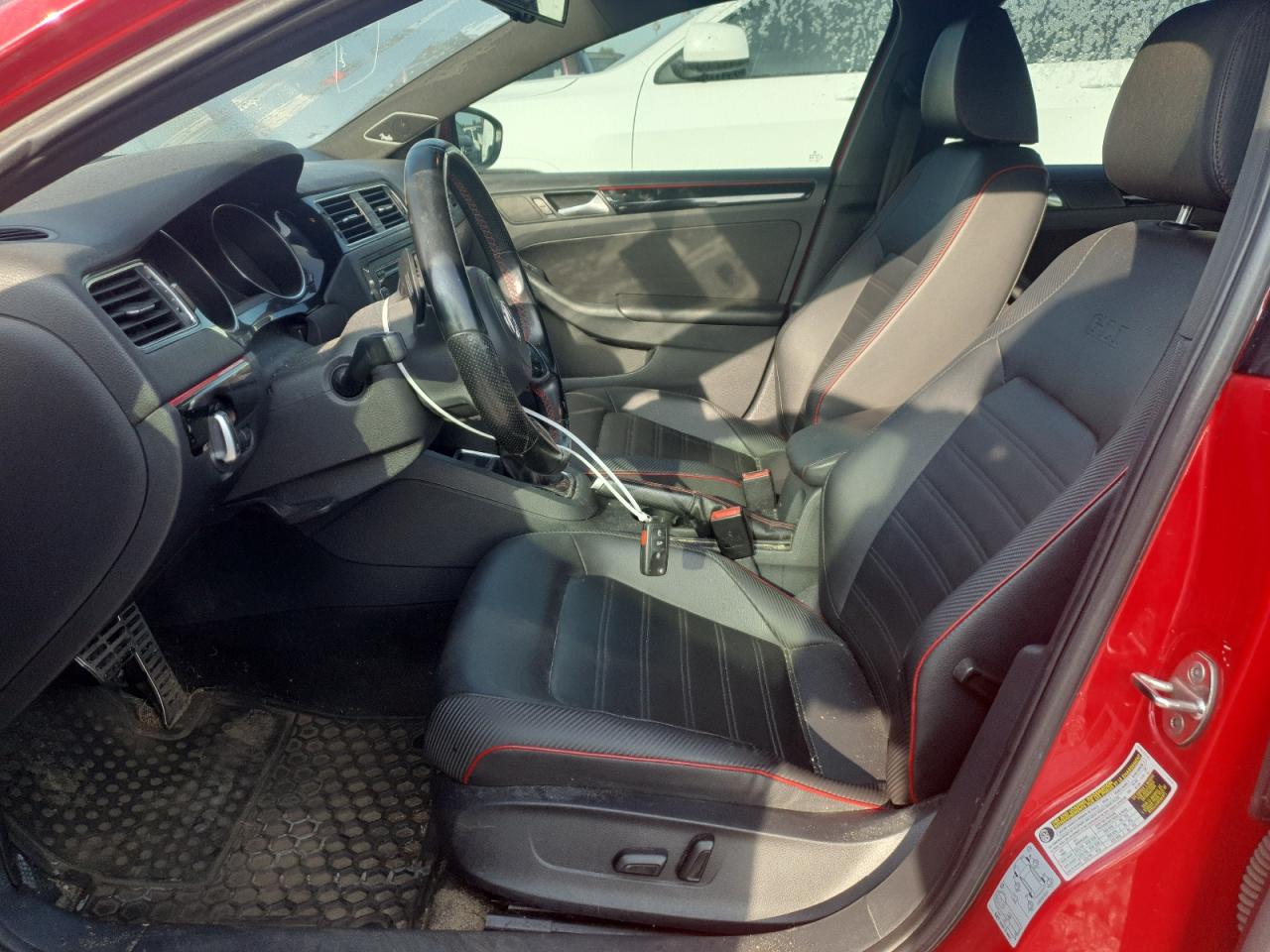 VOLKSWAGEN JETTA GLI