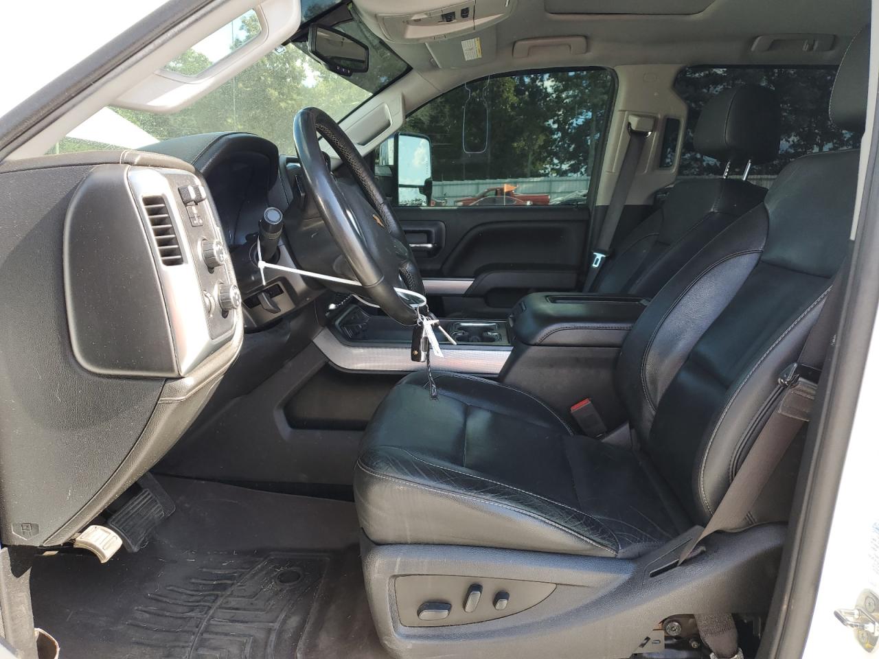 CHEVROLET SILVERADO K2500 HEAVY DUTY LTZ